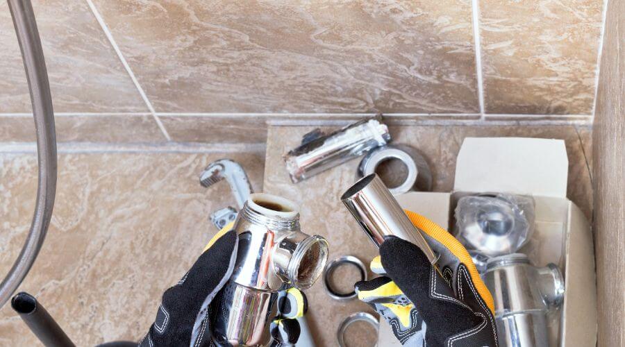 Professional gutter cleaning in Jerome, MO
